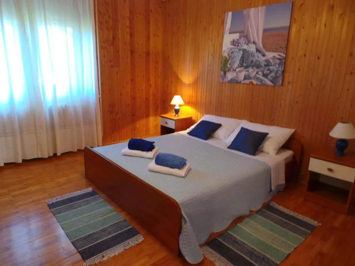 Apartment In Muntic/Istrien 10825 Croatia