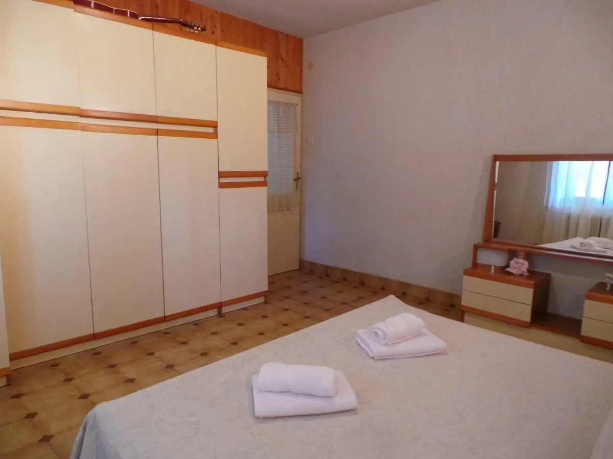 Apartment In Muntic/Istrien 10825 Croatia